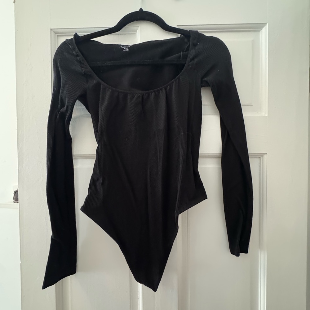 Women's Black Long Sleeve Ribbed Body Suit